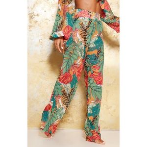 NWT PrettyLittleThings Floral Print Orange Big Leaf Wide Leg Beach Pants Large